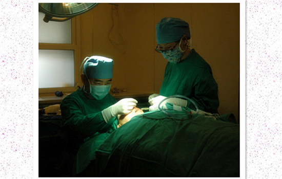 鼻子修复是怎么做的 多图解析隆鼻取出全部过程