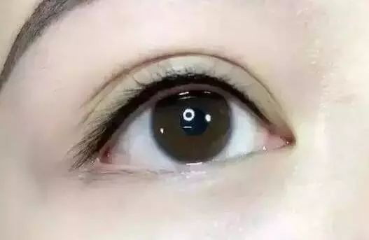 美瞳线是什么 做到这8个要求，你的美瞳线不会掉色！