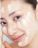 底妆需要哪些化妆品 想要一张美腻无瑕的高级脸蛋吗
