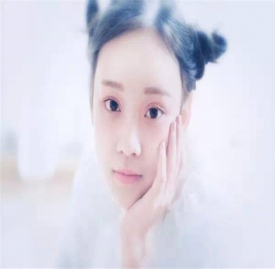 短发女生穿搭图集 短发女生花式穿搭风格图集
