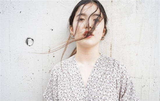 提眉后为何眼睛不自然 不敢相信竟是这三个原因导致