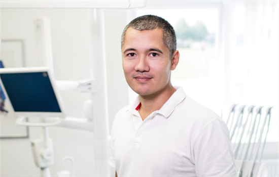 全切双眼皮发炎怎么办 联系医生前可以这样做