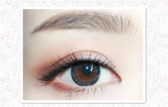 割了双眼皮多久可以种睫毛 眼部化妆美容都应该多注意