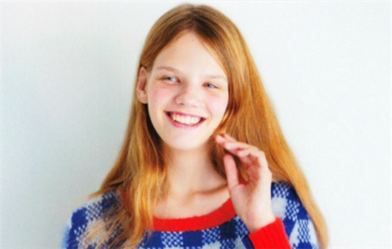 上睑下垂怎么改善 主要矫正方法是这三类你知道吗