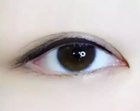 美瞳线的危害 美瞳线别瞎搞,低调点最好!