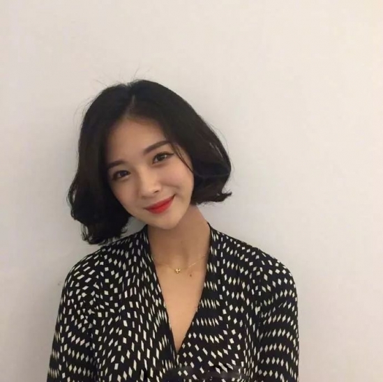2025发型流行趋势女 2025年春夏最火发型排行榜