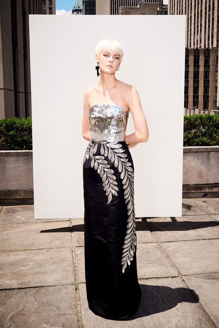 Oscar de la Renta 2025早春时尚服装造型图