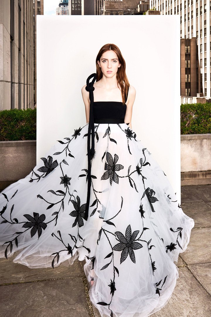 Oscar de la Renta 2025早春时尚服装造型图