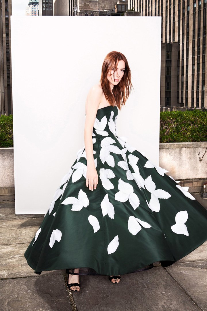 Oscar de la Renta 2025早春时尚服装造型图