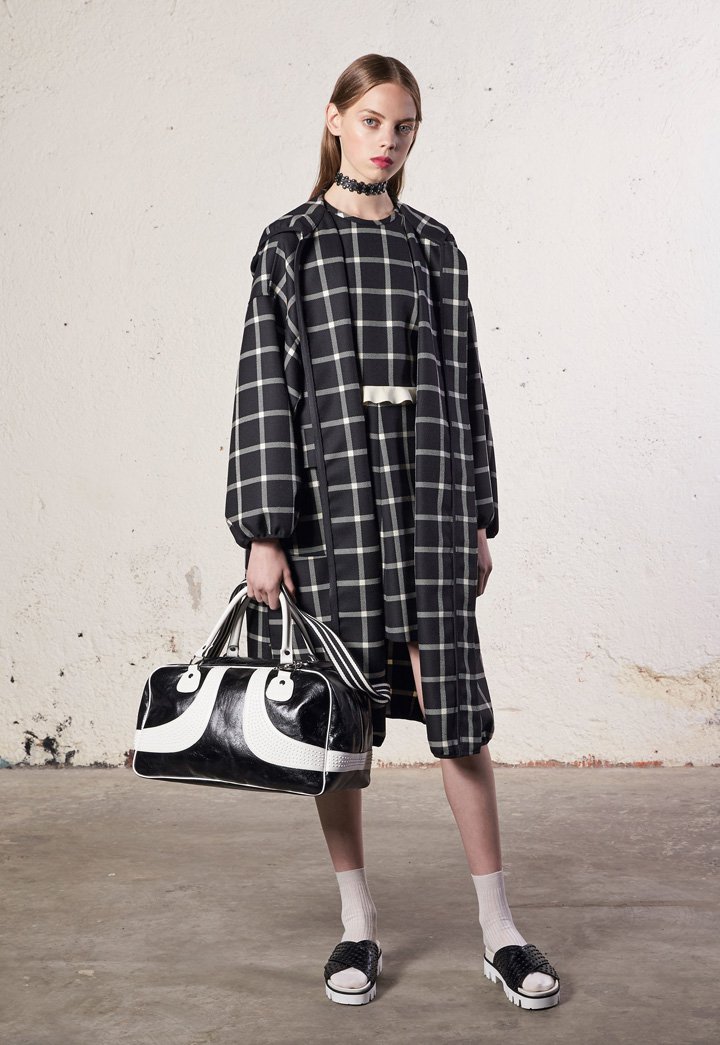 Red Valentino 2025时尚服装造型图