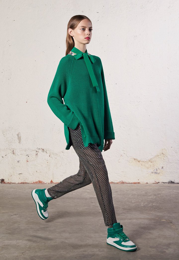 Red Valentino 2025时尚服装造型图