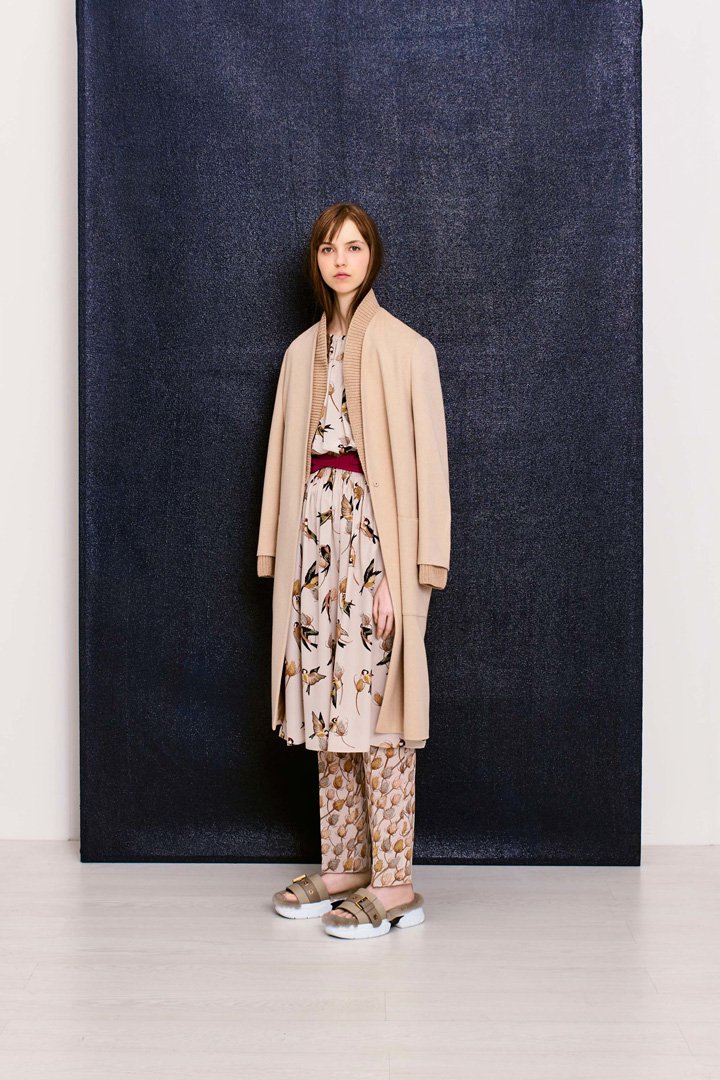 Agnona 2025艾诺逸时尚服装造型图