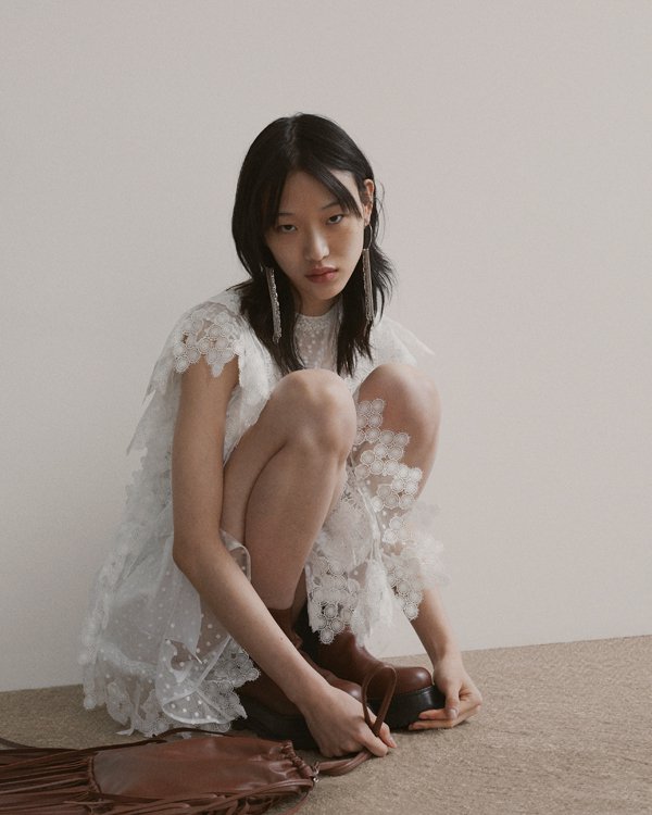 Burberry 2025服装品牌发布秀