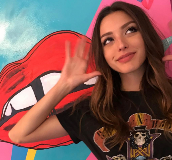 qq撩妹聊天套路的句子 学会这也几句分分钟撩到她