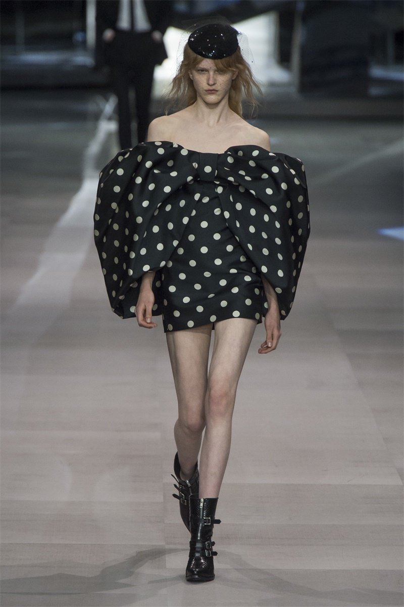 Celine 2025春夏时装秀 赛琳2025高级成衣秀