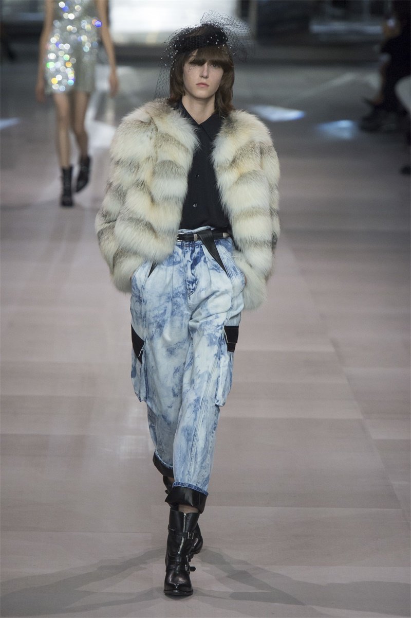 Celine 2025春夏时装秀 赛琳2025高级成衣秀