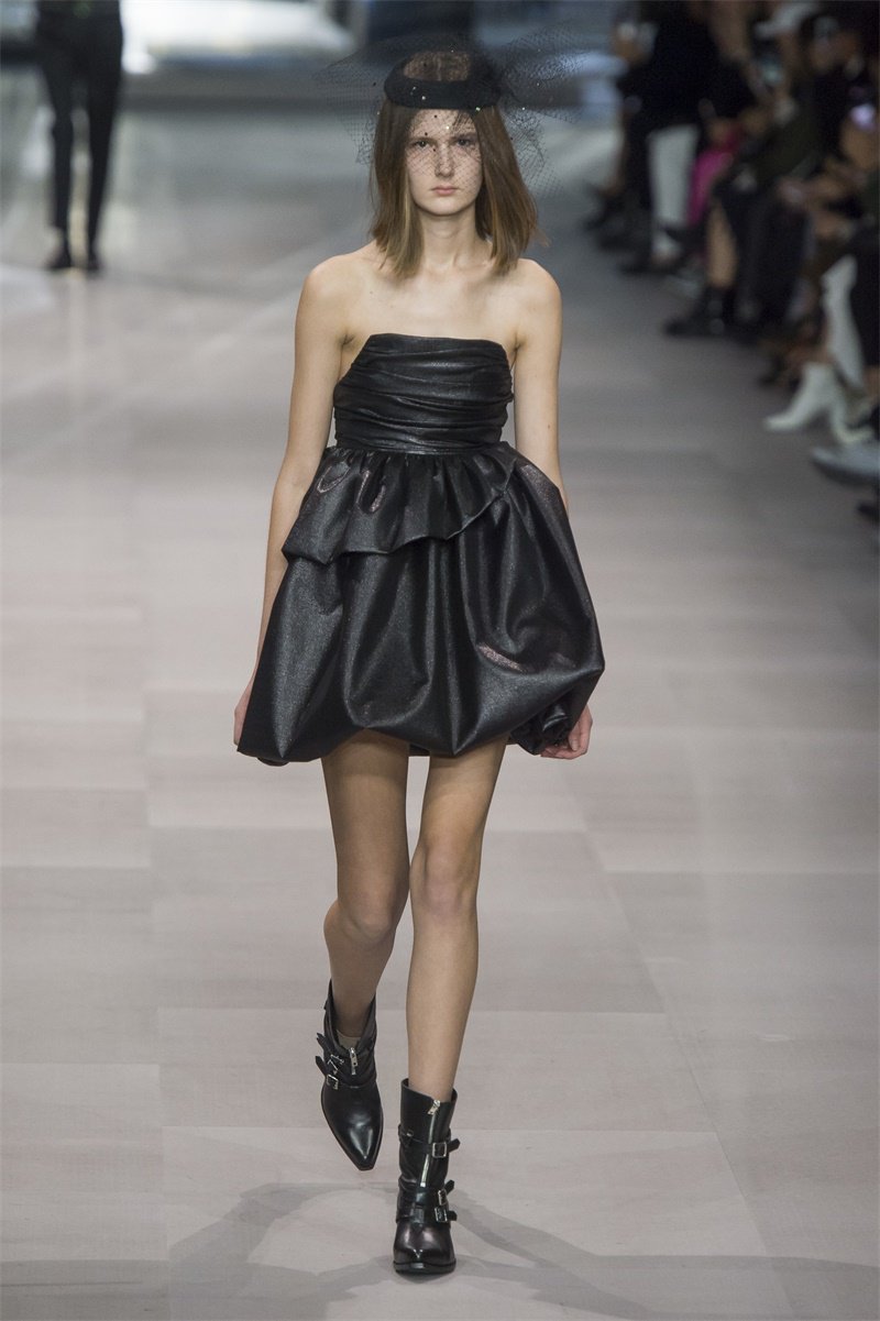 Celine 2025春夏时装秀 赛琳2025高级成衣秀