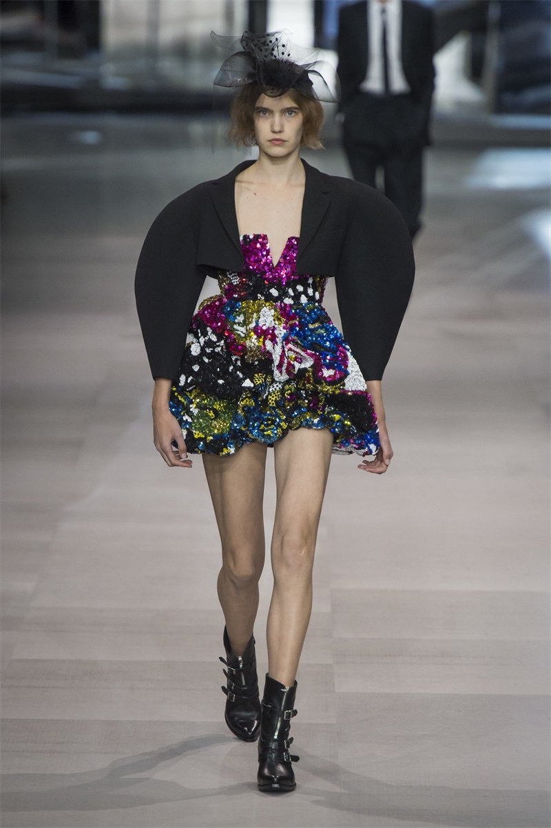 Celine 2025春夏时装秀 赛琳2025高级成衣秀