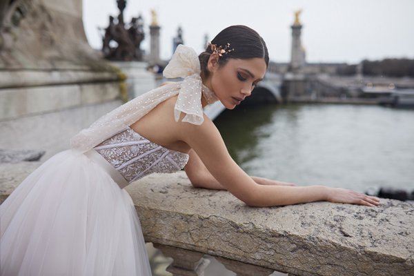 Julie Vino 2025婚纱礼服系列大片 品牌婚纱摄影组图欣赏