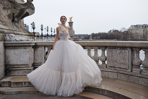 Julie Vino 2025婚纱礼服系列大片 品牌婚纱摄影组图欣赏