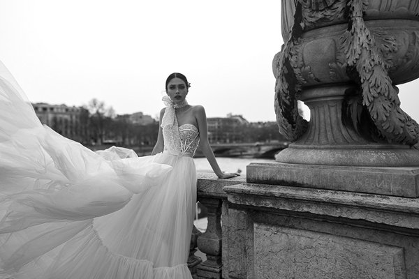 Julie Vino 2025婚纱礼服系列大片 品牌婚纱摄影组图欣赏