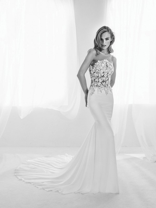 Atelier Pronovias 2025品牌婚纱礼服系列大片
