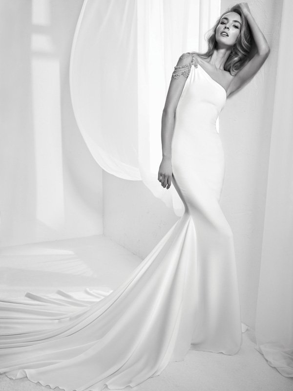 Atelier Pronovias 2025品牌婚纱礼服系列大片
