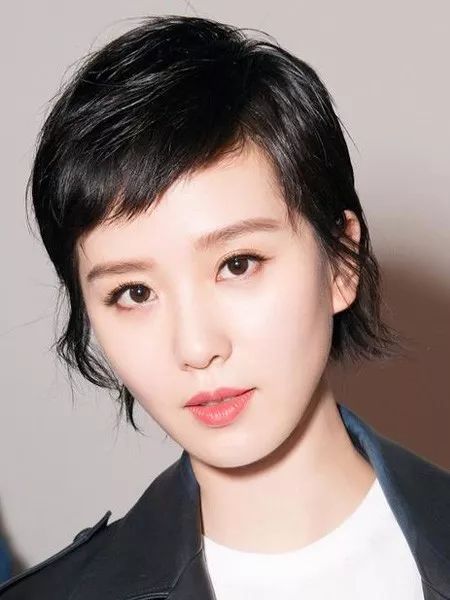2025秋冬流行妆容  这个秋冬最美“枫叶妆”你还没学会吗