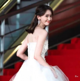 圣诞节妆容教程 圣诞节画什么妆