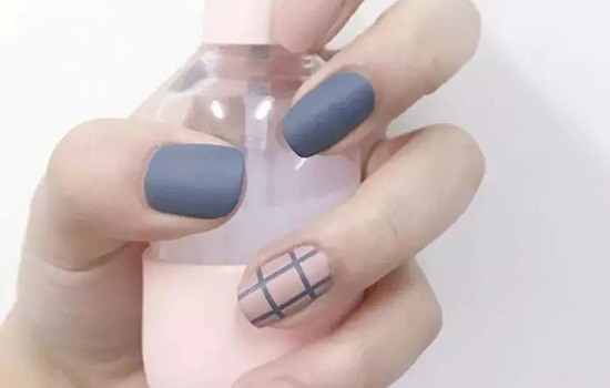 皮肤黑适合做什么美甲 皮肤黑适合什么颜色的美甲