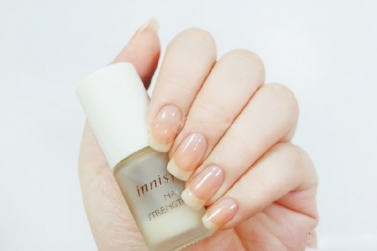 莫兰迪色丝绒美甲教程  莫兰迪色丝绒美甲怎么做