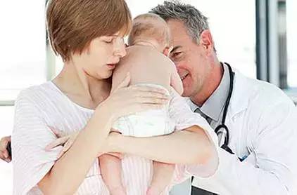 宝宝呕奶怎么办