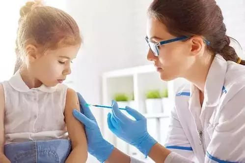 宝宝接种疫苗需要注意什么