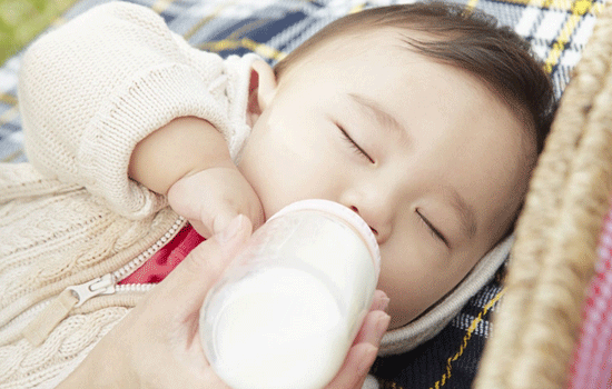 孕妇什么时候有奶 孕妇什么时候有乳汁