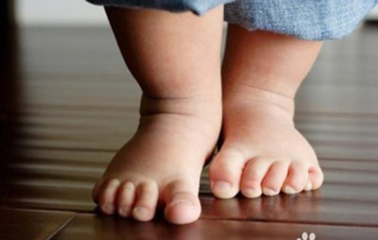 怎么教宝宝学走路 如何教宝宝学走路