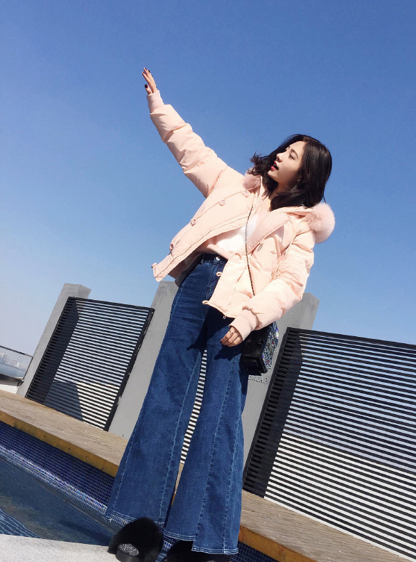 粉色面包服配什么裤子 粉色面包服怎么搭配