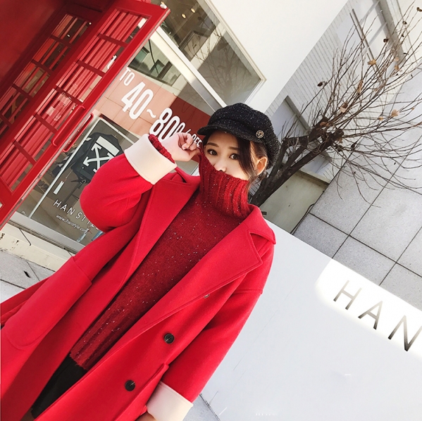 红色毛衣配什么外套 红色毛衣穿什么外套