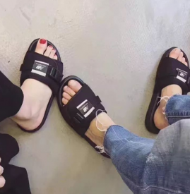 夏天女生穿什么拖鞋好