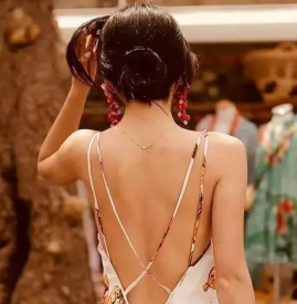 给女生拍照技巧与角度 给女生拍照怎么显得高