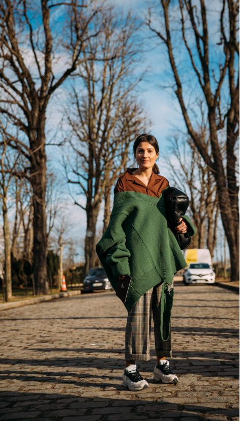 深色衬衫配什么鞋子 深色衬衫鞋子搭配