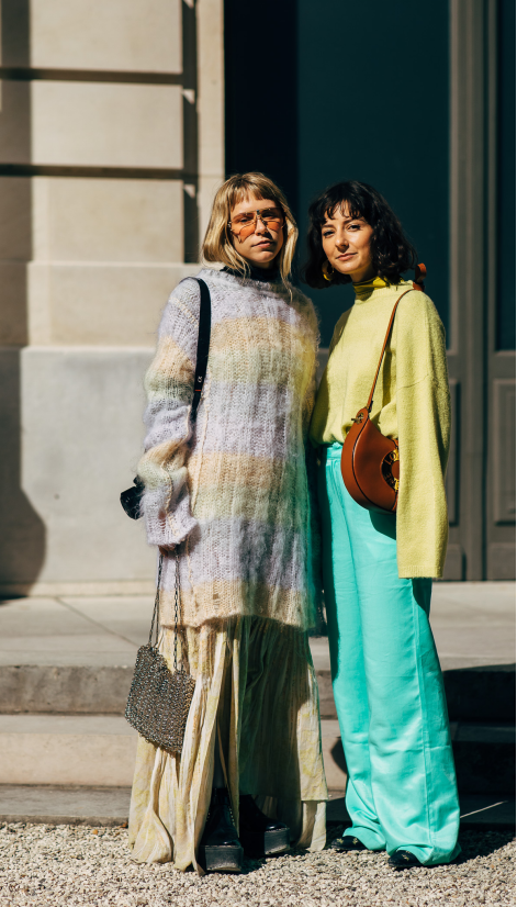 暖色毛衣搭配什么颜色 暖色毛衣颜色搭配