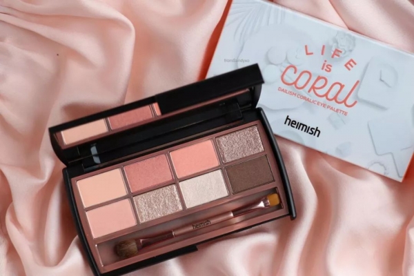 珊瑚色口红 2025流行什么颜色