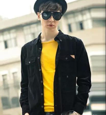 灯芯绒男衬衫 棕色灯芯绒男衬衫