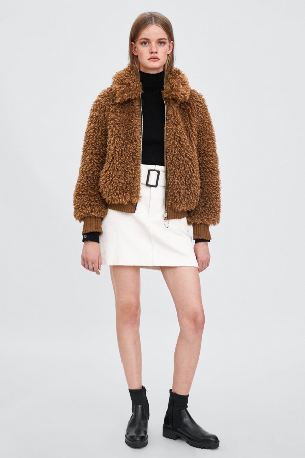 灯芯绒裙子配什么鞋 灯芯绒裙子怎么搭配鞋子