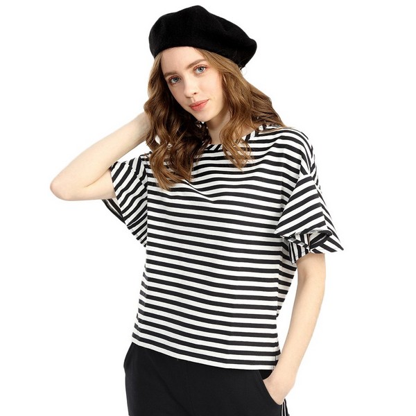 简约宫廷风,荷叶袖T恤挥别麒麟臂