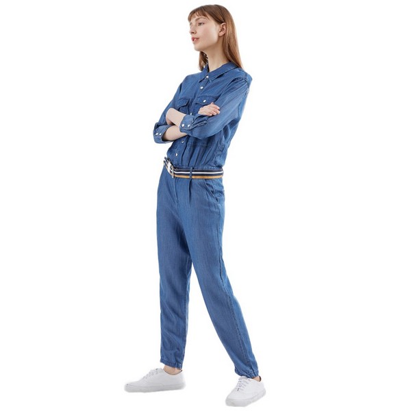 性感帅气,连体裤演绎清凉度假风