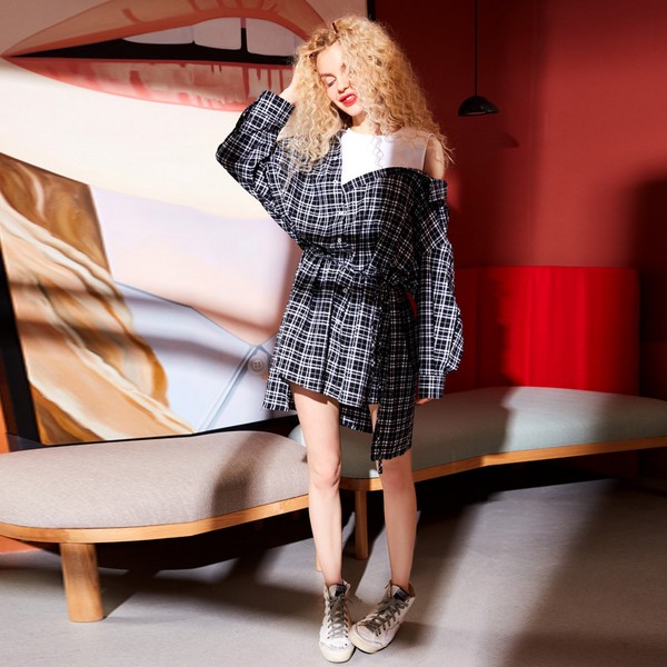 时髦又百变,衬衫裙凹造型从不敷衍