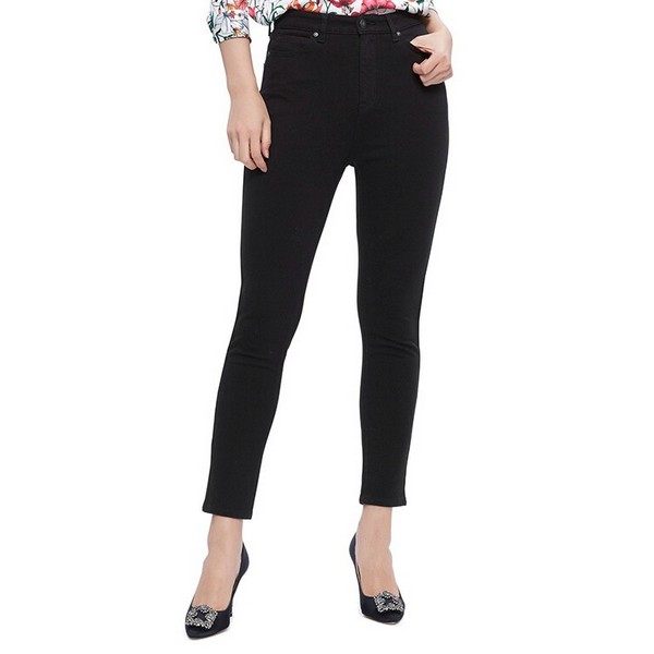 深色牛仔裤,高腰款假装腿长逆天