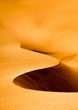 壮丽沙漠风光手机壁纸