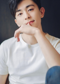 邓伦帅气迷人写真图片手机壁纸